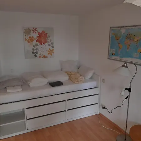 Mit Kueche Und Balkon Oder Terrasse, Ruhig Und Gut Erreichbar Διαμέρισμα