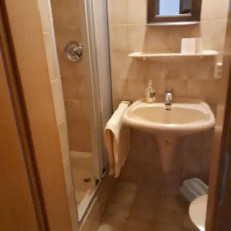 Mit Kueche Und Balkon Oder Terrasse, Ruhig Und Gut Erreichbar * Piding