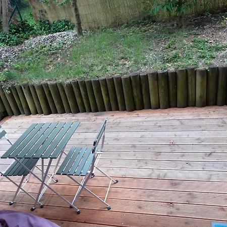 Mit Kueche Und Balkon Oder Terrasse, Ruhig Und Gut Erreichbar