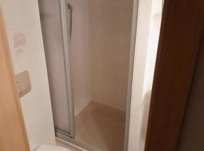 Mit Kueche Und Balkon Oder Terrasse, Ruhig Und Gut Erreichbar Piding