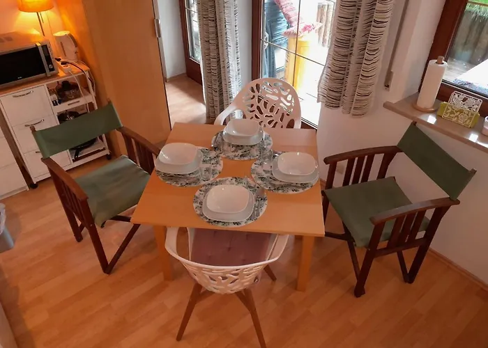 Mit Kueche Und Balkon Oder Terrasse, Ruhig Und Gut Erreichbar * Piding