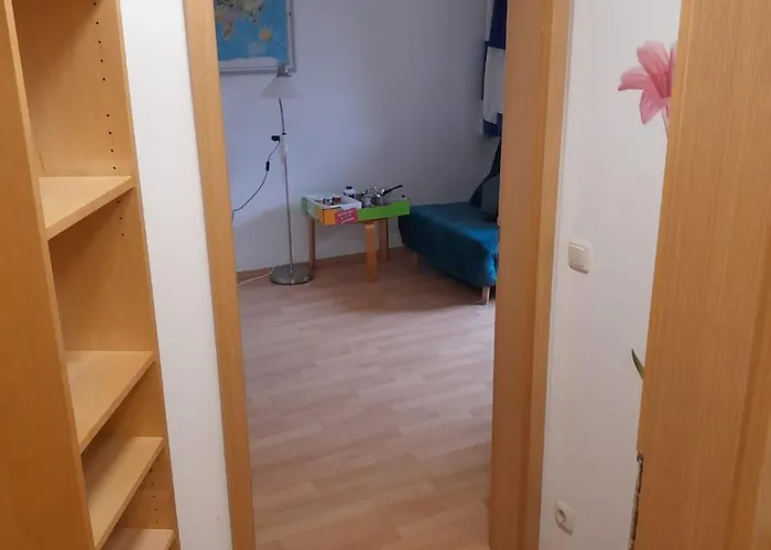 Mit Kueche Und Balkon Oder Terrasse, Ruhig Und Gut Erreichbar Piding