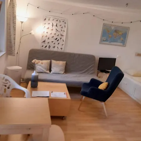Apartment Mit Kueche Und Balkon Oder Terrasse, Ruhig Und Gut Erreichbar Piding