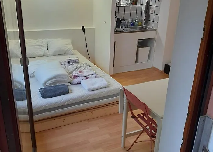 Lägenhet Mit Kueche Und Balkon Oder Terrasse, Ruhig Und Gut Erreichbar Piding